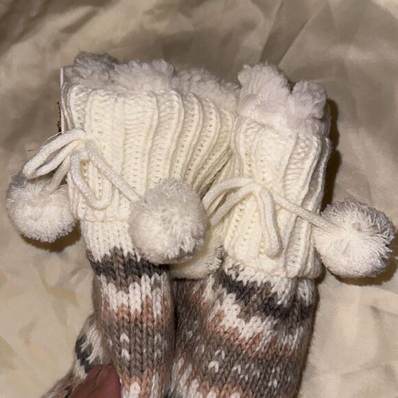 Joy size 4-10 Knit Ivory Pink Gray Sherpa Lined Non-Slip Botties - Picture 5 of 6